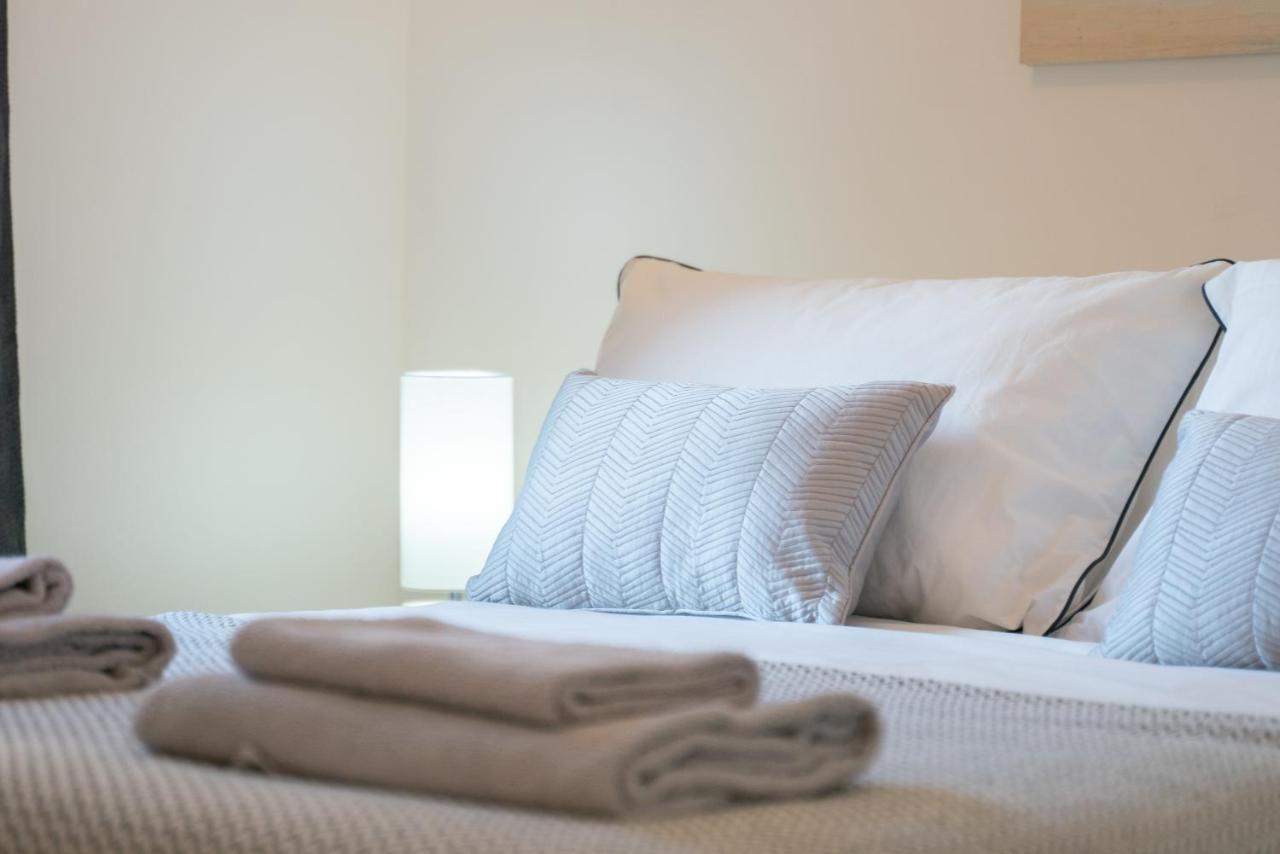 Dwellcome Home Ltd 2 Bedroom King & Double Central Apartment, Free Allocated Barrier Secured Parking Space At Rear Entrance & Fast Wifi, Ideal For Long Term Contractor, Corporate, Etc Stays, Regular Housekeeping Option - See Our Site For Assurance Абердин Экстерьер фото